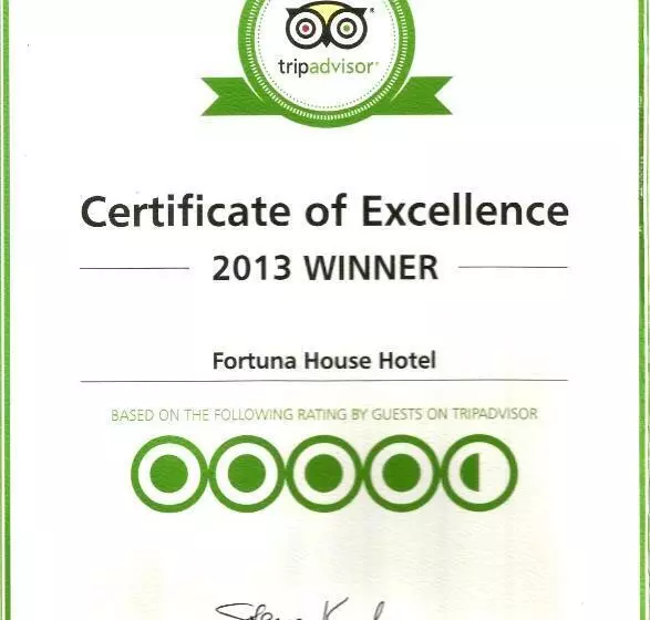 هتل Fortuna House