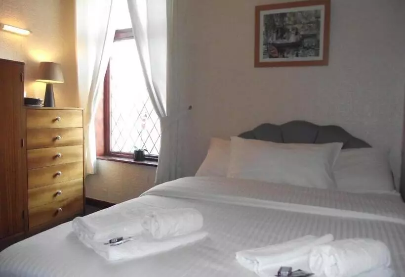 هتل Fortuna House
