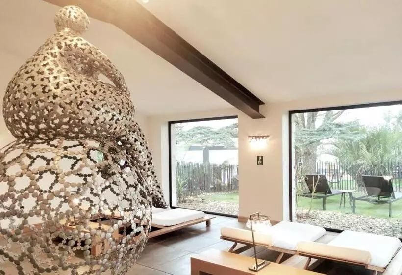 Hotel Le Clos Saint Martin Hôtel & Spa