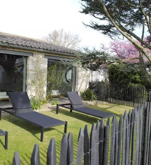 Hotel Le Clos Saint Martin Hôtel & Spa