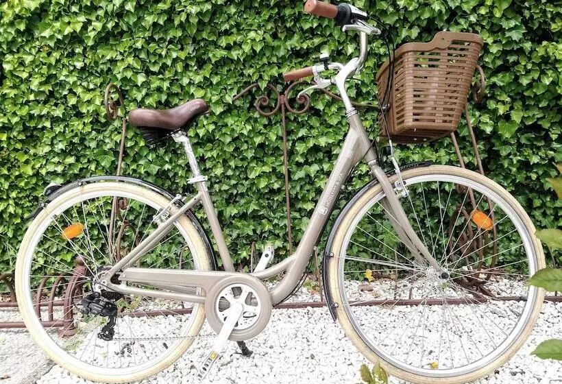 Hotel Le Clos Saint Martin Hôtel & Spa