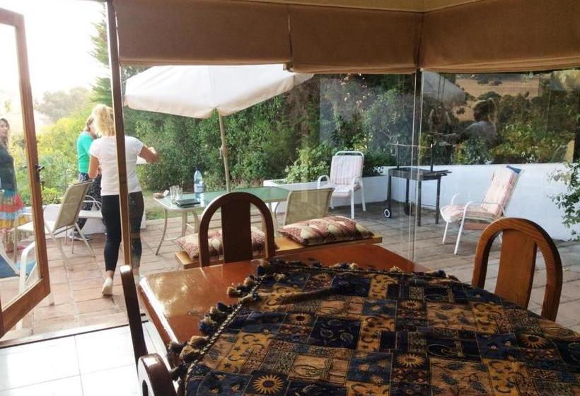 בית מלון כפרי Marbella Resort