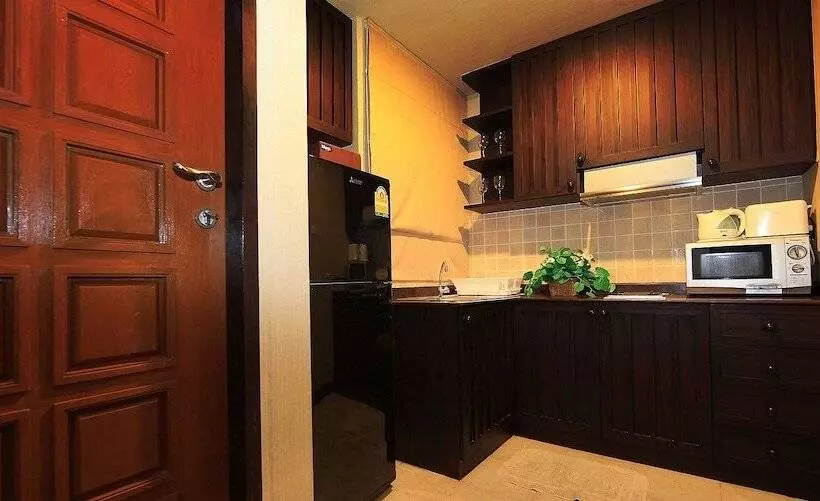 ホテル Panchalae Boutique Residences