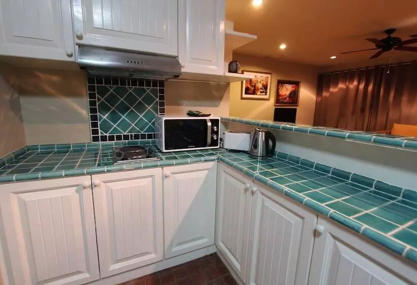 ホテル Panchalae Boutique Residences