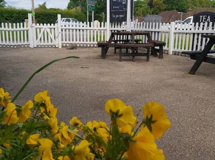 호텔 The Blacksmith S Arms Halland