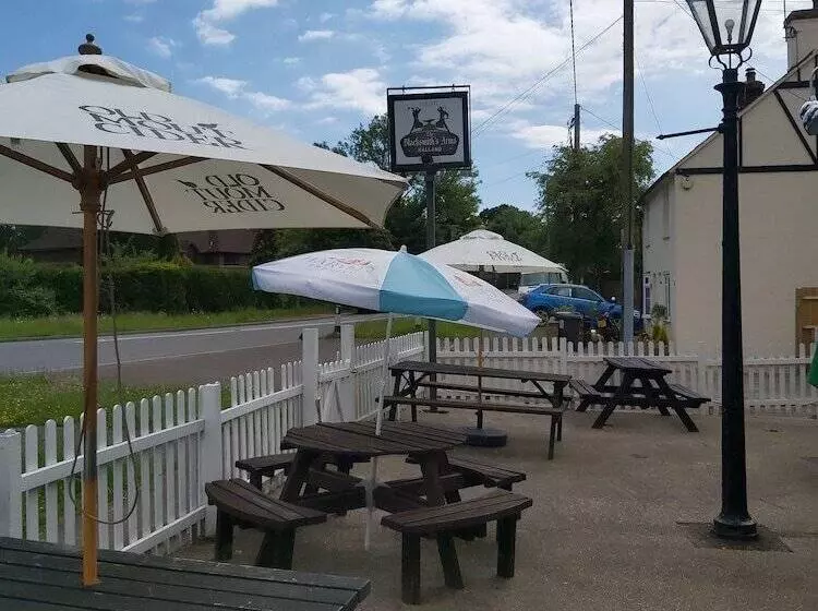 ホテル The Blacksmith S Arms Halland