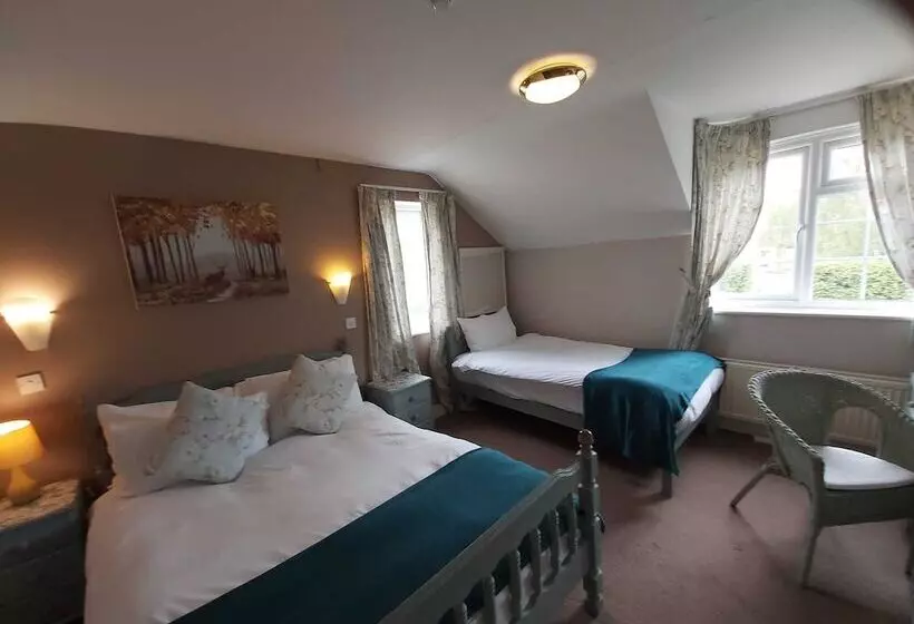 ホテル The Blacksmith S Arms Halland