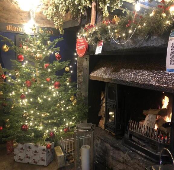 호텔 The Farmers Boy Inn Guest House