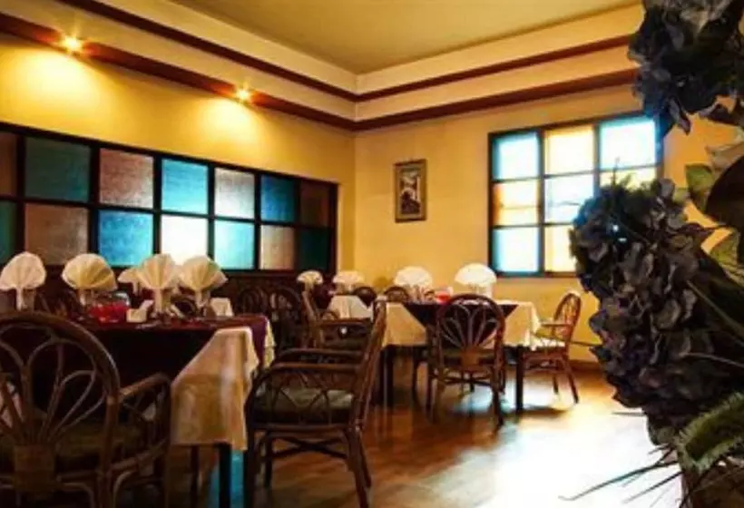 هتل Tolteka Plaza