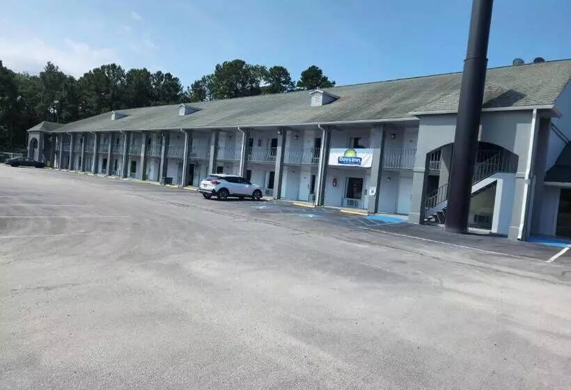 מוטל Days Inn By Wyndham Hardeeville Near Hilton Head