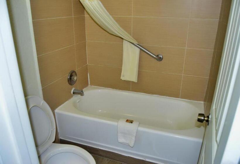 فندق على الطريق Days Inn By Wyndham Hardeeville Near Hilton Head