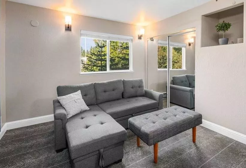 モーテル The Inn At Boatworks, Lake Tahoe