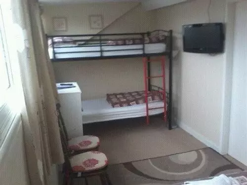 Majatalo Aartswood Guest House