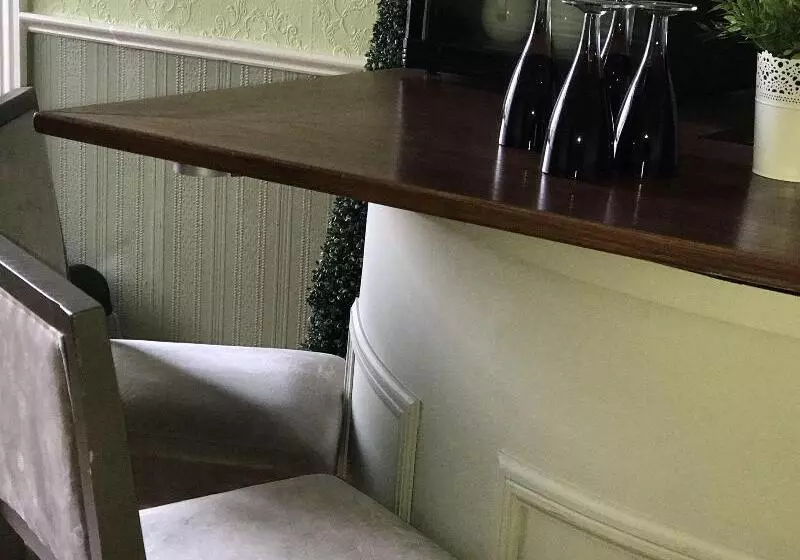 Pensione Beechwood Ensuite Guest House