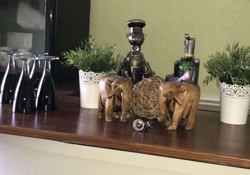 פנסיון Beechwood Ensuite Guest House