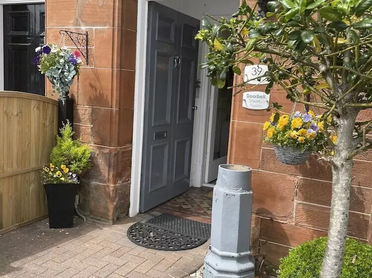 Pensione Beechwood Ensuite Guest House