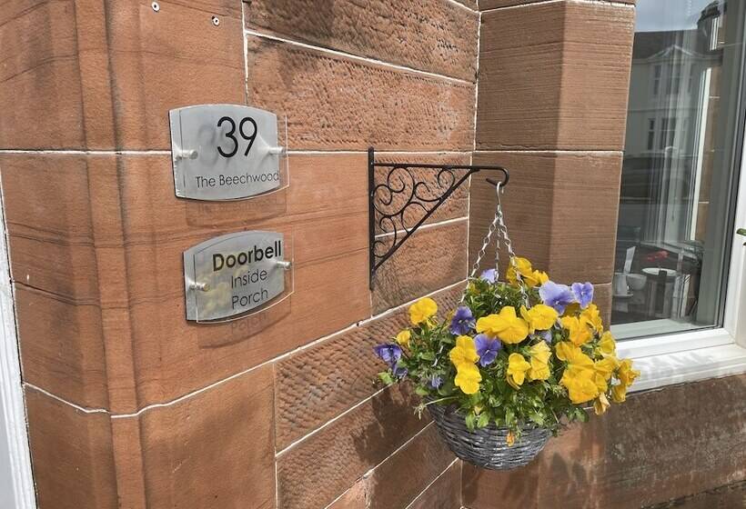 פנסיון Beechwood Ensuite Guest House