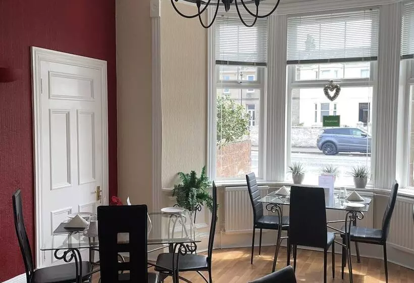 Pensione Beechwood Ensuite Guest House