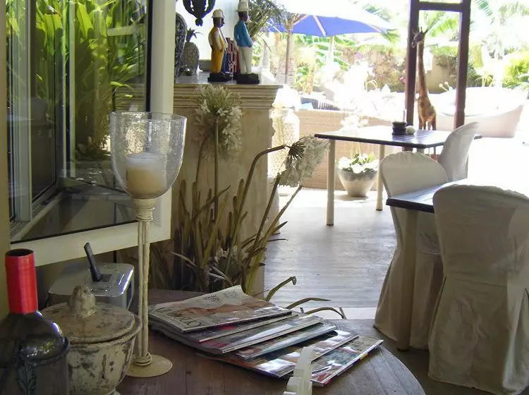 Majatalo Bleu De Toi