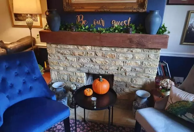 פנסיון Broadlands Adults Only