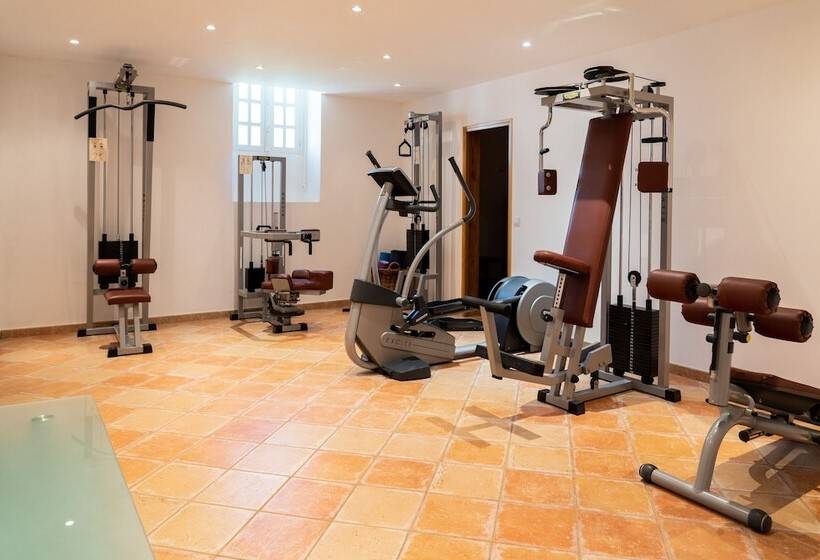 Пансион Chateau Les Crostes