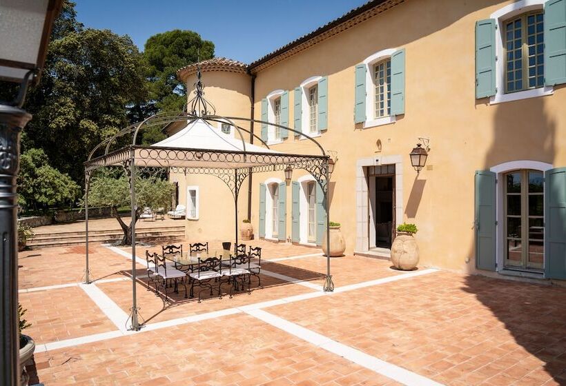 Пансион Chateau Les Crostes