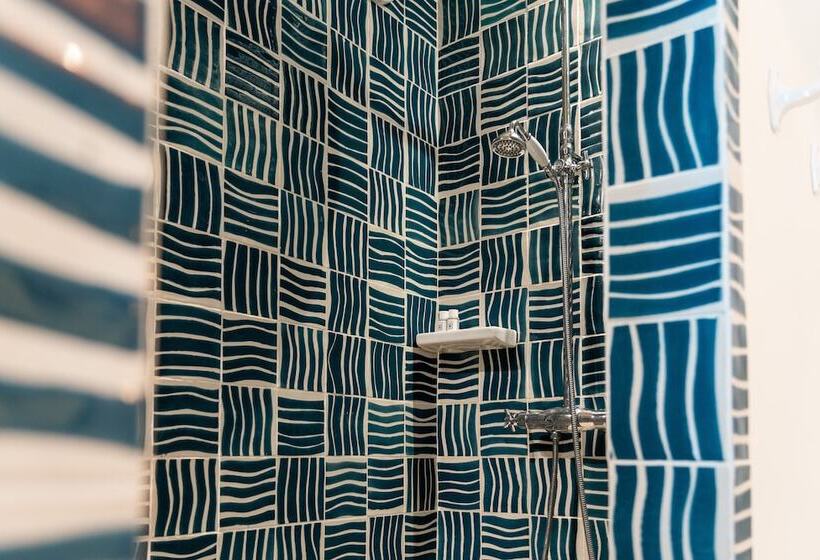 Пансион Chateau Les Crostes