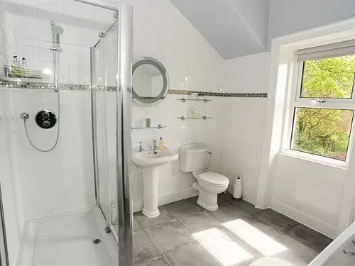 膳宿费 Chinthurst B&b - Guest House