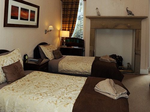 بنسيون Chinthurst B&b - Guest House