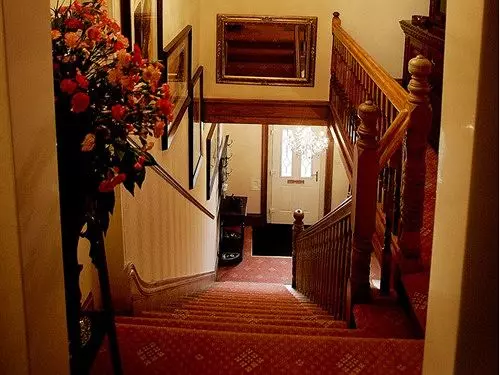 膳宿费 Chinthurst B&b - Guest House