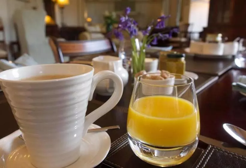 פנסיון Edgcott House