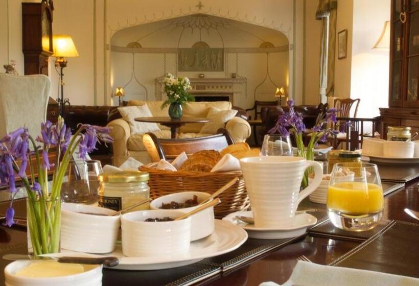 פנסיון Edgcott House