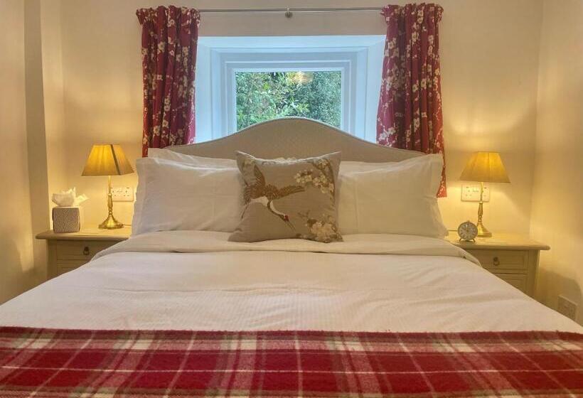 פנסיון Edgcott House