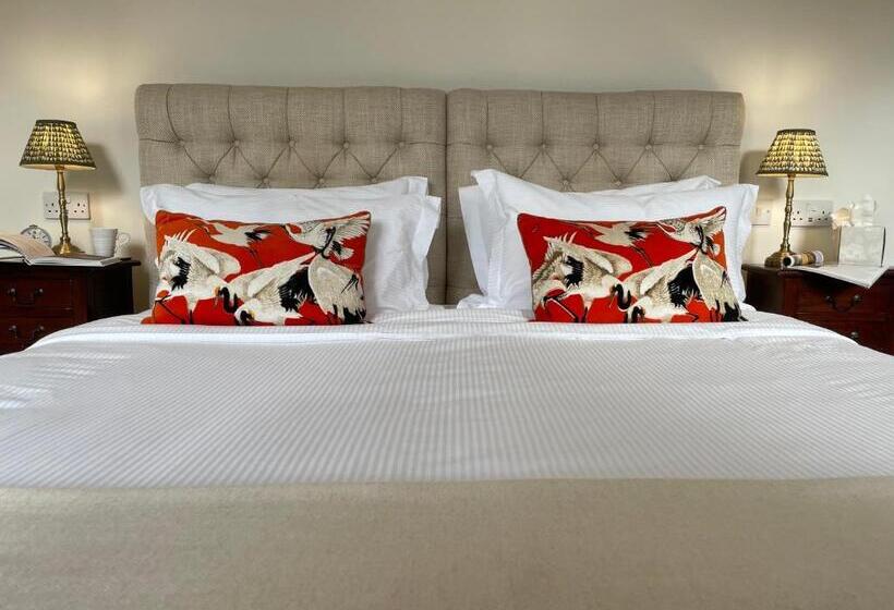 פנסיון Edgcott House