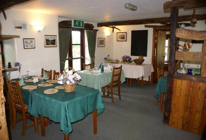 بنسيون Middle Flass Lodge