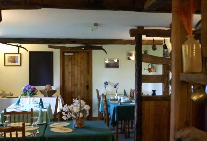 بنسيون Middle Flass Lodge