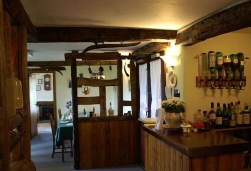 بنسيون Middle Flass Lodge