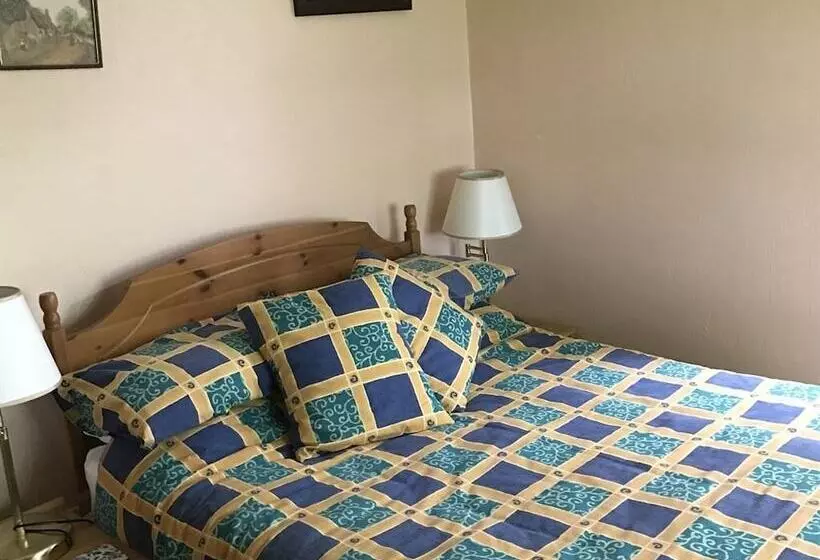 بنسيون Middle Flass Lodge