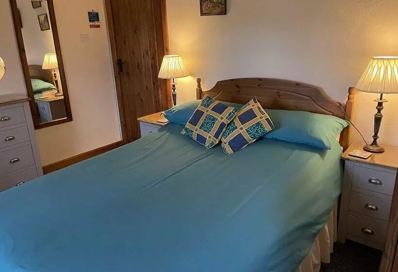 بنسيون Middle Flass Lodge