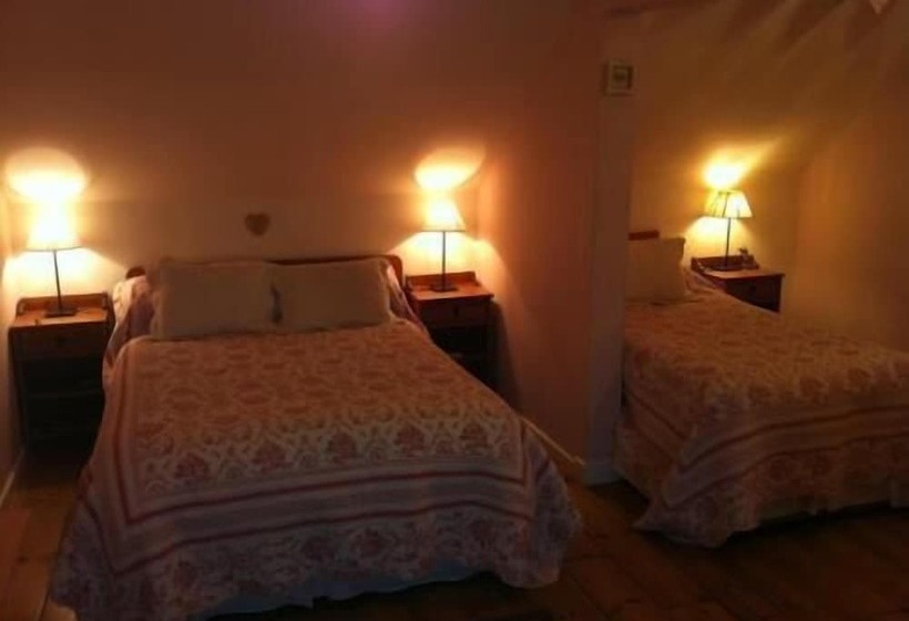 بنسيون Moor End House Bed & Breakfast