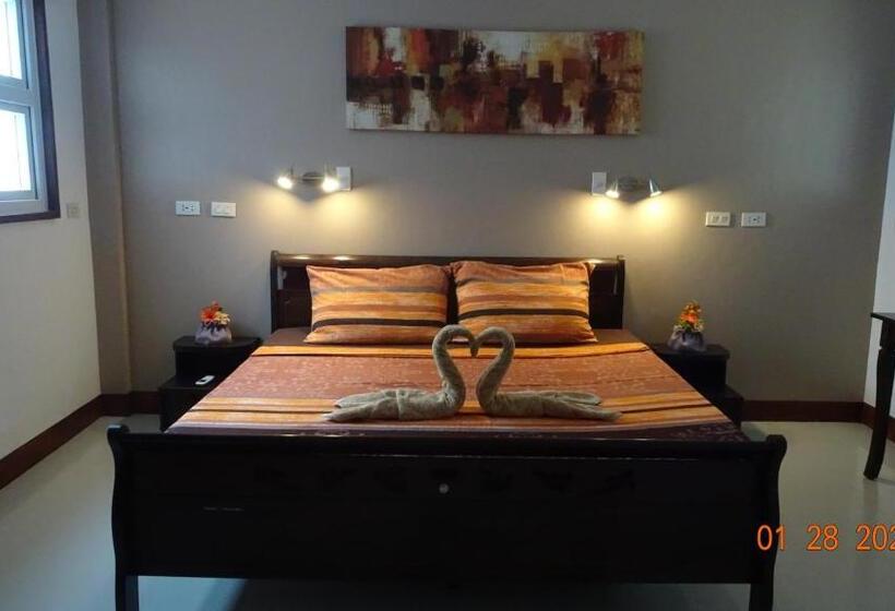 Albergue Threshershack Inn