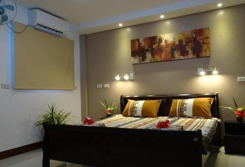 Albergue Threshershack Inn