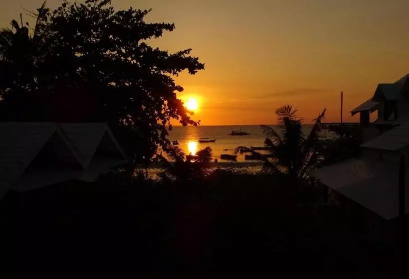 ユースホステル Threshershack Inn