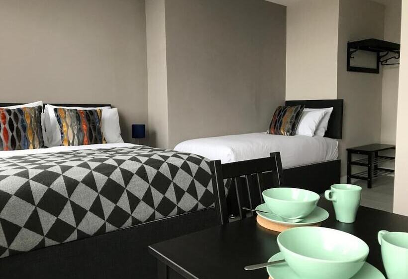 Bed and Breakfast Dockside Lodge