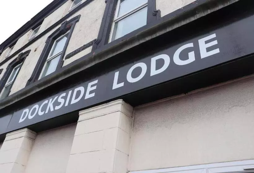 ベッドアンドブレックファースト Dockside Lodge