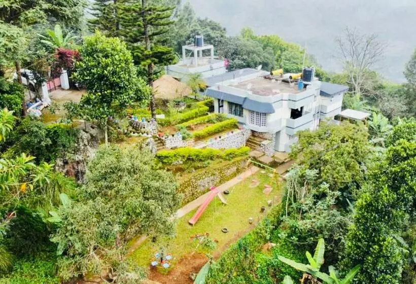 تختخواب و صبحانه Jeyar Cottage