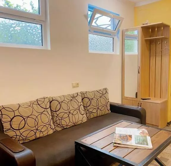 ベッドアンドブレックファースト Paloma Inn Dilijan