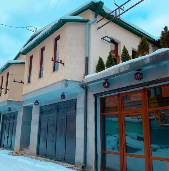 ベッドアンドブレックファースト Paloma Inn Dilijan