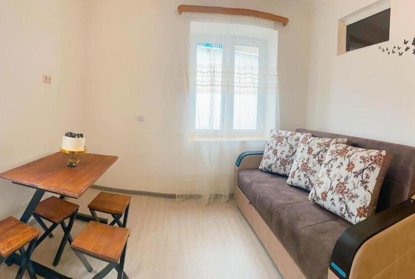 Aamiaismajoitus (B&B) Paloma Inn Dilijan