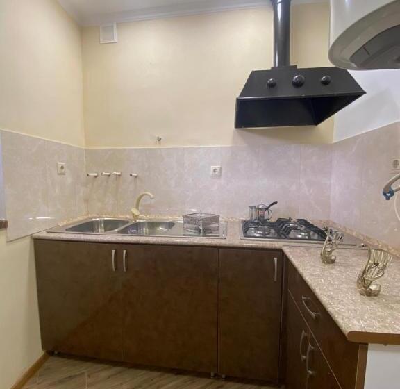 Aamiaismajoitus (B&B) Paloma Inn Dilijan